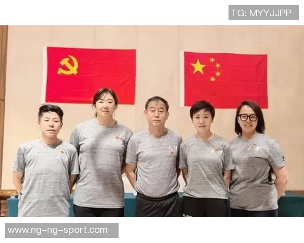 张娜在足球场上的精彩表现与成长历程揭秘