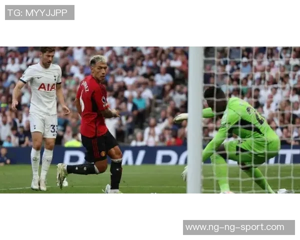 曼联92班传奇球员的青春岁月与足球梦想的传承之路 曼联92班传奇球员的青春岁月与足球梦想的传承之路